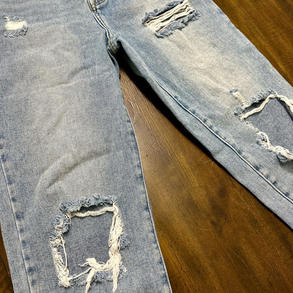PacSun High Rise‎ Distressed Jeans Raw Hem Light Wash - Picture 3 of 9